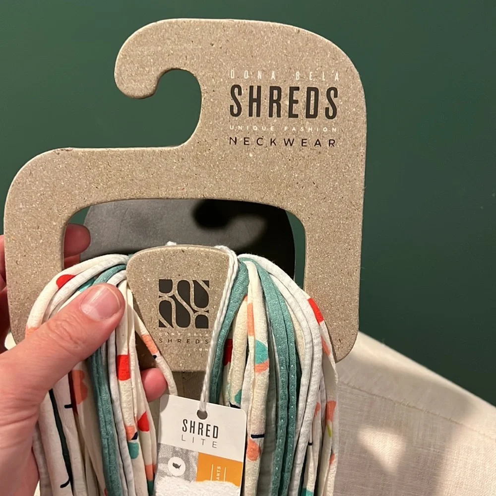 Dona Bela Shreds shreds neckwear